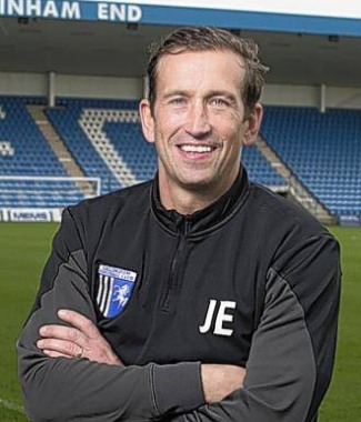 Photos/Justin Edinburgh.jpg